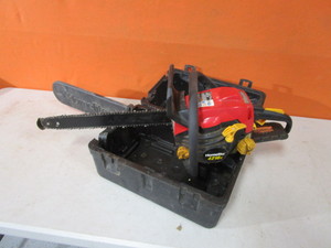 lot 218 image: Homelite 18Chainsaw