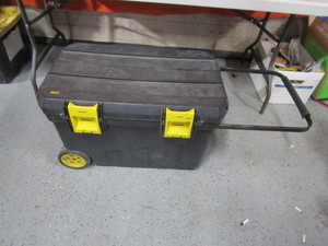lot 234 image: Rolling ToteTool Box