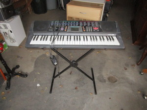 lot 236 image: Keyboard & Stand