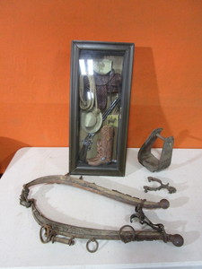 lot 246 image: Western Shadow Box, Spur, Stirrup, Horse Hames