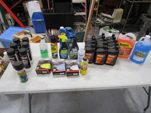 lot 265 image: Oil, Auto Detailing, Windshield Fluid, Paint
