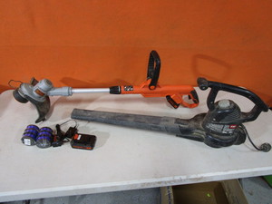 lot 282 image: 20v Weed Eater & Electric Blower