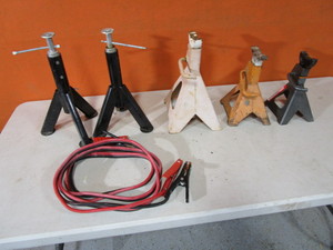 lot 296 image: Jack Stands & Jumper Cables