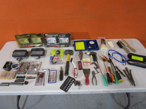 lot 297 image: Lights & Misc. Tools