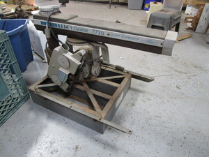 lot 305 image: DeWalt Radial Arm Saw