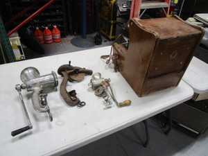 lot 321 image: Grinders & Mill