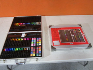 lot 351 image: (2) (New) Art Sets