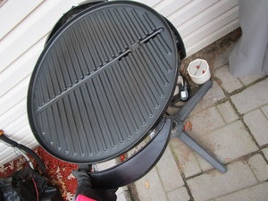 lot 12 image: Outdoor Electric Grill