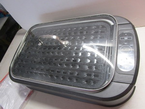 lot 19 image: Smokeless Grill