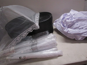 lot 31 image: Picnic Supplies