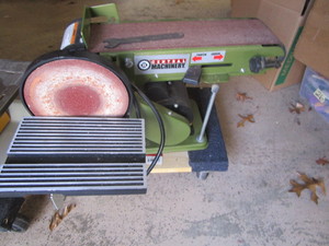lot 51 image: Central Machine Sander