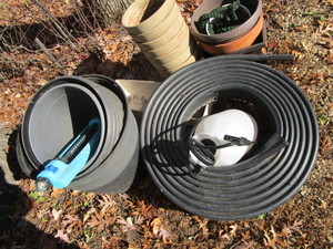 lot 69 image: Gardening Pots, Sprayer