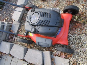 lot 95 image: Husqvarna Mower