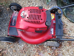 lot 96 image: Toro Mower