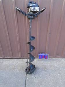 Magnum III 49cc 8 ice auger. Used condition. Tested & works. As shown.