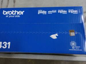 lot 12 image: Brother TN431Y Color Toner Cartridg...