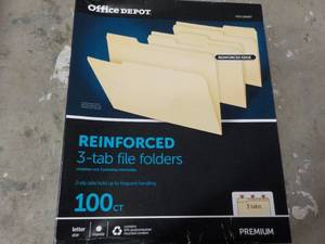 lot 45 image: 100 Office Depot Reinforced 3 Tab F...