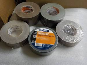 lot 133 image: 5 Rolls Shurtape Cloth Duct Tape 1....
