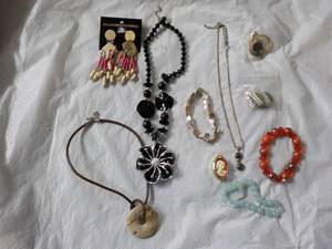 lot 167 image: Costume Jewelry...