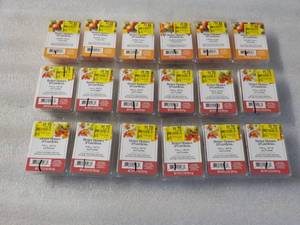 lot 177 image: 18 Betterhomes and Gardens Wax Melt...