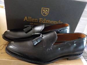 lot 187 image: Allen Edmonds Grayson size 10.5D Bl...
