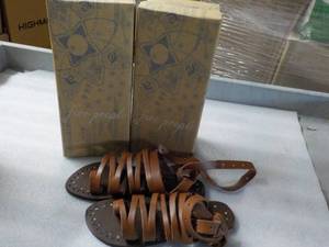 lot 197 image: 2 Pair Free People Sunfver Brown Sa...