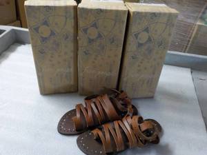 lot 199 image: 3 Pair Free People Sunfver Brown Sa...