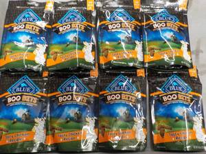 lot 202 image: 8 - 4.5 oz Blue Boo Bits Dog Treats...