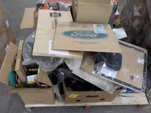 lot 207 image: Pallet of Automotive and more -see ...