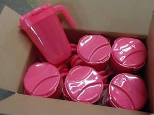 lot 221 image: Case of 16 Fuchsia Burst Plastic Pi...