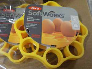 lot 271 image: 3 Pack OXO Softworks Silicone Press...