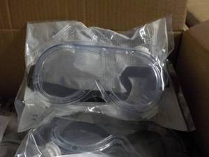 lot 285 image: 2 Cases 100 each R-RUI Goggles...
