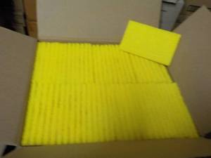 lot 296 image: 60 - 3 x 5 Yellow Scrubbing Pads...