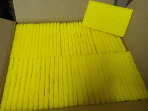 lot 297 image: 60 - 3 x 5 Yellow Scrubbing Pads...