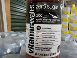 lot 335 image: 2 - 12 Packs Vitaminwater Zero Suga...
