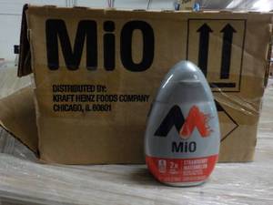 lot 353 image: 8 ct Case Mio Strawberry Watermelon...