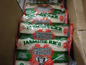 lot 375 image: 4 - 4 lb. Bags Imperial Elephant Ja...