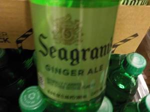 lot 397 image: 24 Pack Seagrams Ginger Ale...