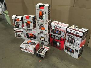 Lot of assorted Vector Portable Powers customer Returns various models and conditions see pictures