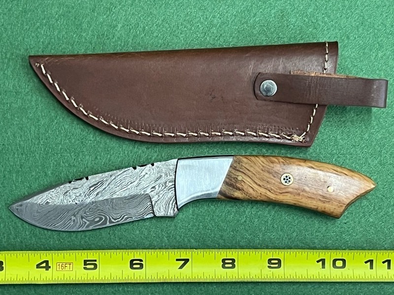 Damascus Steel Knife With Custom Handle & Leather Sheathe us