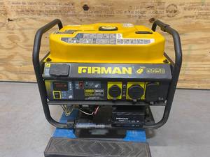 lot 9 image: FIRMAN 3650 Watt Recoil Start Gas Portable Generator