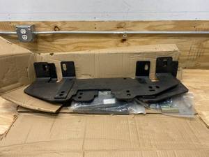 lot 38 image: Reese Fifth Wheel Hitch Mounting System Custom Bracket, Compatible with Select Dodge Ram  RAM 2500, 3500