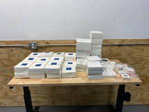 lot 47 image: Lot of Drone PartsAccessories