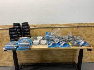 lot 51 image: Lot of Miscellaneous Items