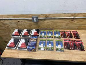 lot 115 image: Lot of Miscellaneous Items