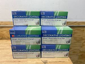 lot 117 image: ITC Lot of 16- Mirage Mission Series Pin Up Lights