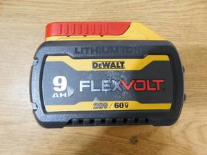 lot 33 image: DEWALT FLEXVOLT 20-Volt60-Volt MAX Lithium-Ion 9.0Ah Battery