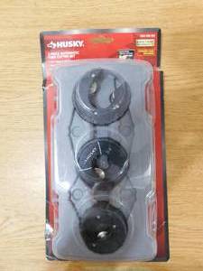 lot 84 image: Husky Close Quarters Tubing Cutter Set with Case (3-Piece)
