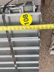 Approx. 120pcs Galvanized Decking Struts for 36 Racking
