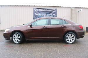 2012 Chrysler 200 Touring - 2 OWNERS